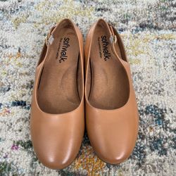 Softwalk Sandy flat women’s shoes 10 medium in Cognac