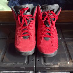 Air Jordan 6 Retro ‘Toro Bravo’ Size 7Y (NO BOX)