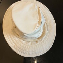 Tilley Hat, Hat