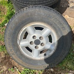 2000 Chevy Blazer Set Of Tires