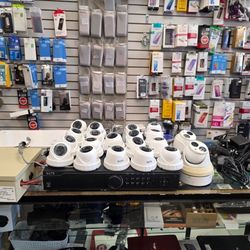 32-CHANNEL DVR SECURITY CAMERA SYSTEM WITH 20 CAM, POWER SUPPLY AND CABLES