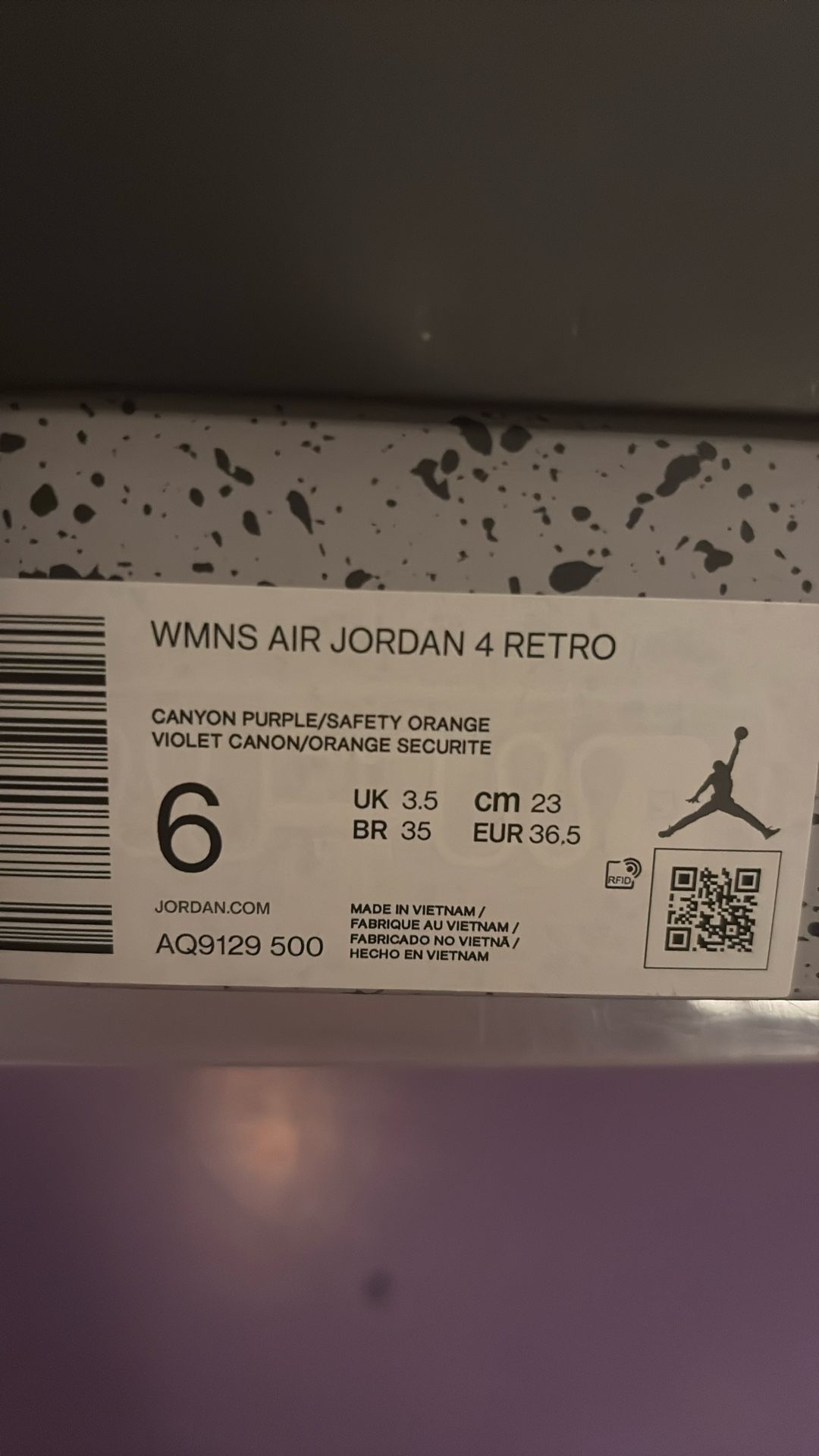 Jordan 4 Retro