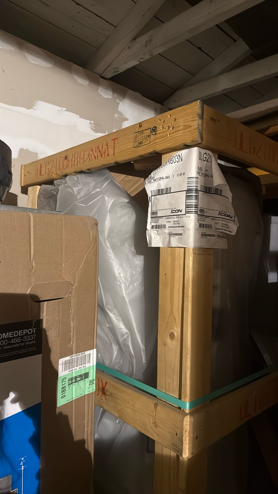 Ulg2100H803N Natural gas 100 Gallon Bradford White Water Heater