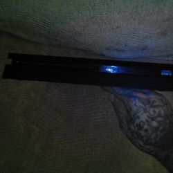 PS4 Slim Does Turn On And Go To Main Menu Is Missing Hard drive Have Cords