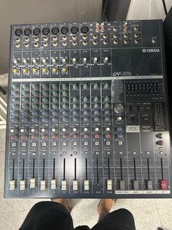 Yamaha EMX5014 C and a pair of EAW UB72