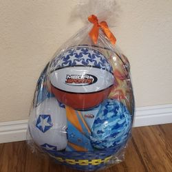 Megatoys 3-Ball Sports Easter Basket New ( Price Firm!)