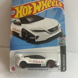 Hot Wheels Nissan Leaf Nismo RC_02