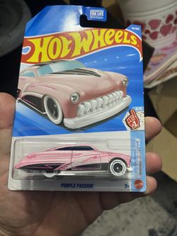Hotwheels PURPLE PASSION $3