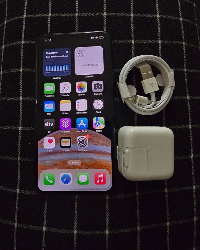 Apple iPhone 11 Pro Max 64GB Unlocked
