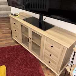 Tv stand 
