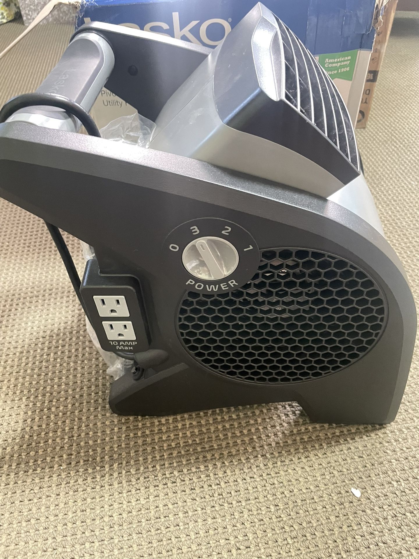 Lasko construction  fan 