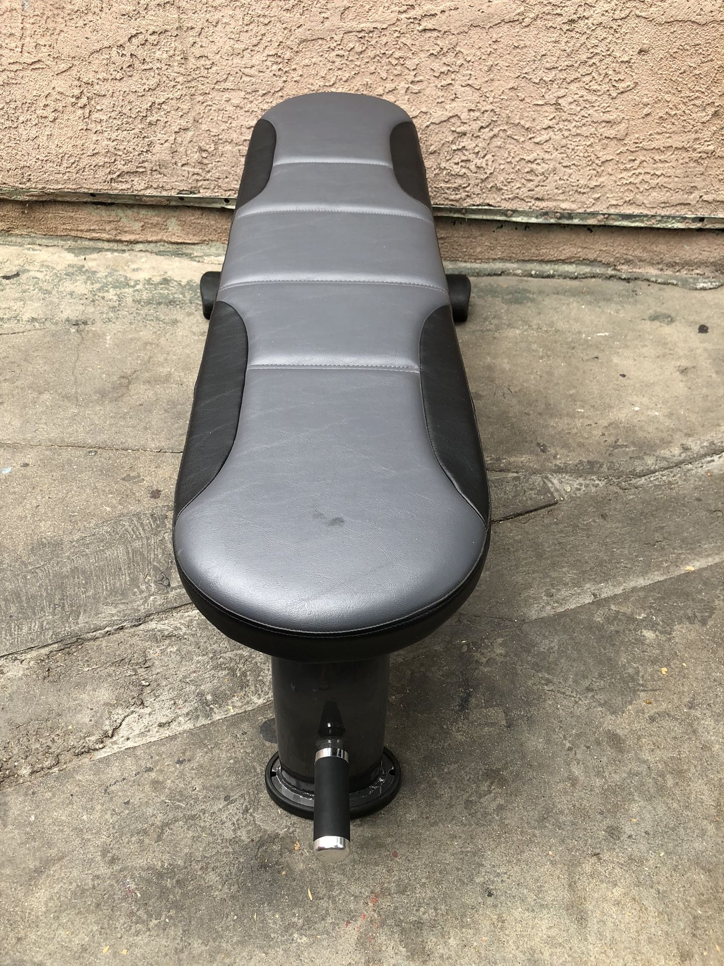 Flat Professional Exercise Bench