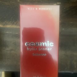 Kylie Jenner intense perfume