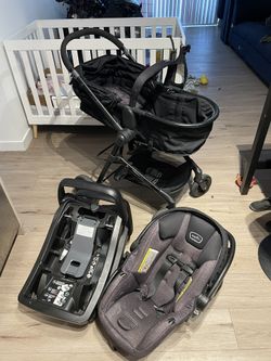 Evenflo Pivot Travel Stroller