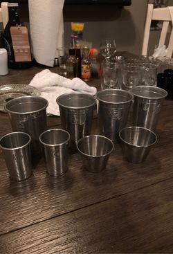 Vintage stainless steel cup set
