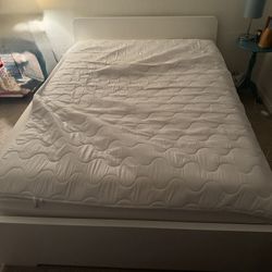 Full Size Bed