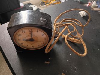 Vintage general electric alarm clock