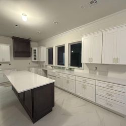 White Shaker Kitchen Cabinets 