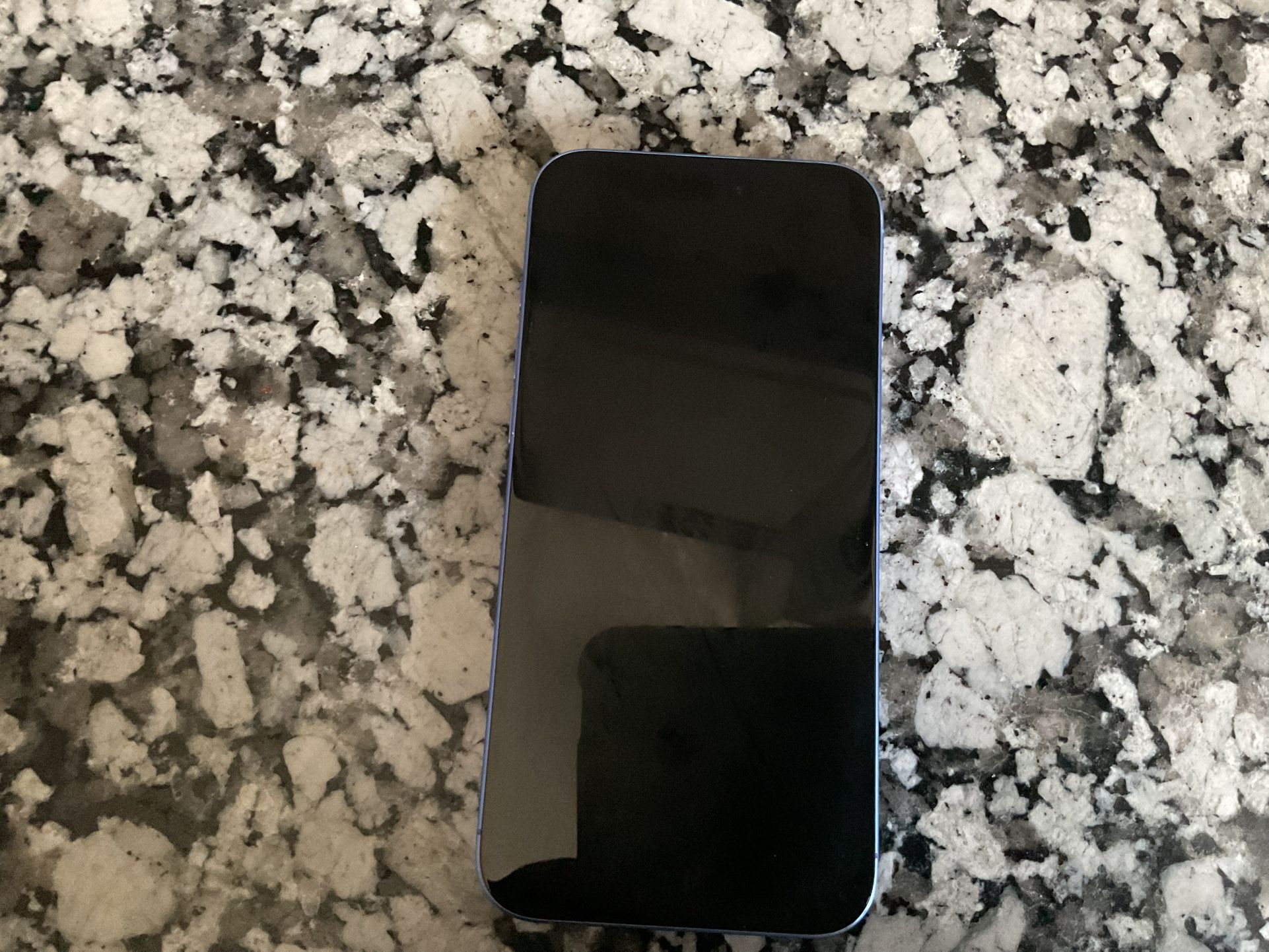 iphone 16 Plus Locked T-Mobile