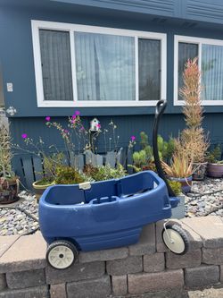 Step 2 Wagon for two