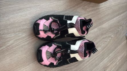 Woman’s D&G shoes