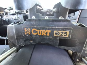 Curt Q25 5th wheel hitch
