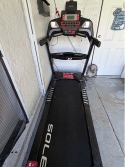 Sole F63 Folding Treadmill – Fully Functional – $550 OBO