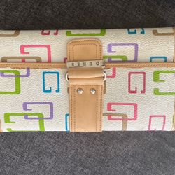 Yk2 Guess Wallet