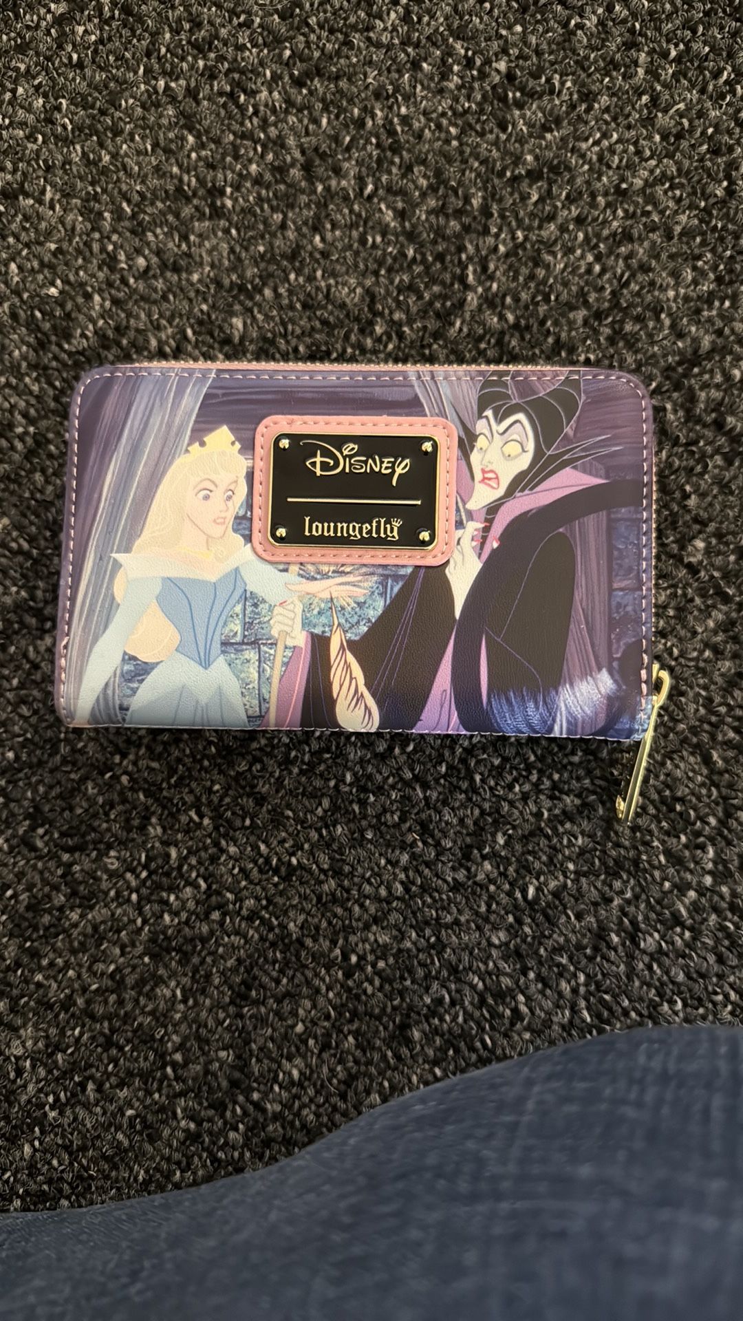 Lounge fly Sleeping Beauty Zip Wallet 
