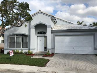 Priced to Sell Pembroke Pines only $389k. Everything Brand New and Remodeled!!!!! Will not last at this price everything NEW!!!!!! Only $389k