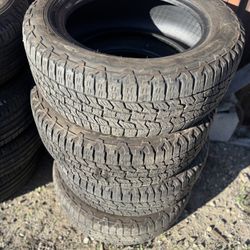 225/60/17  Mud like falken tires