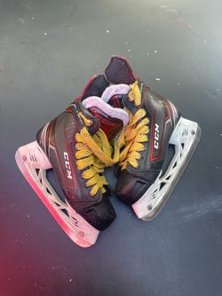CCM JetSpeed FT6 Hockey Skates