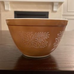 Pyrex 401 Bowl Vintage Brown Woodland Round Bowl 750mL Excellent Condition 