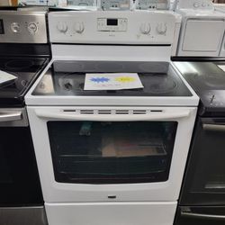 🚚Moving Sale! Maytag Electric Glasstop Stove - Warranty Included 