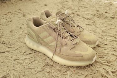 Adidas 5K BOOST (9.5 Mens)
