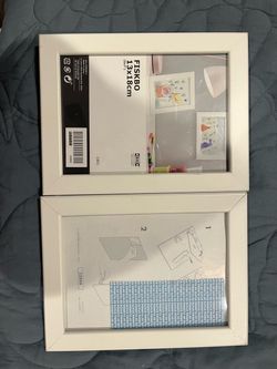 IKEA FISKBO 5x7 Picture Frames White – Set of 2