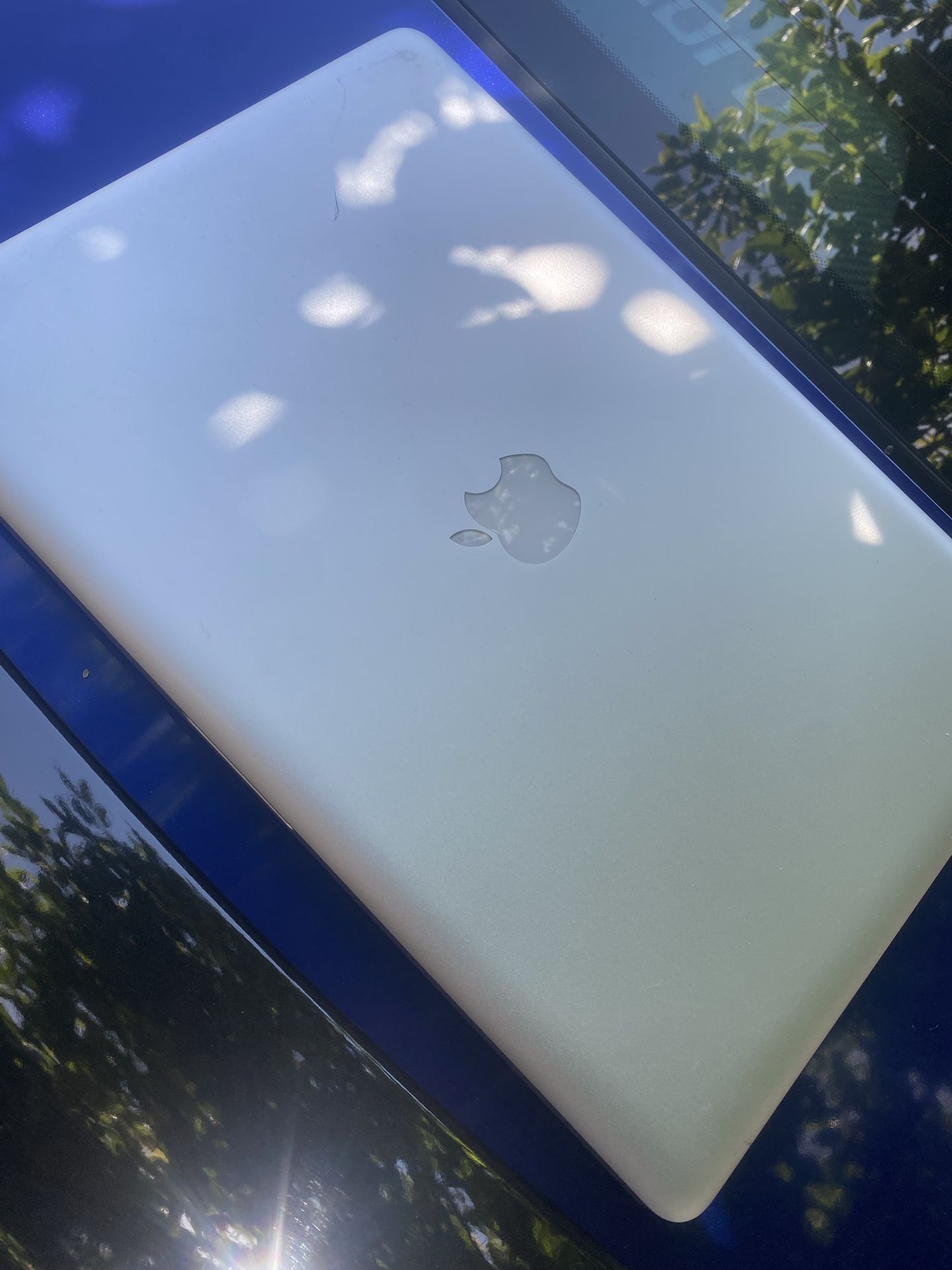 MacBook