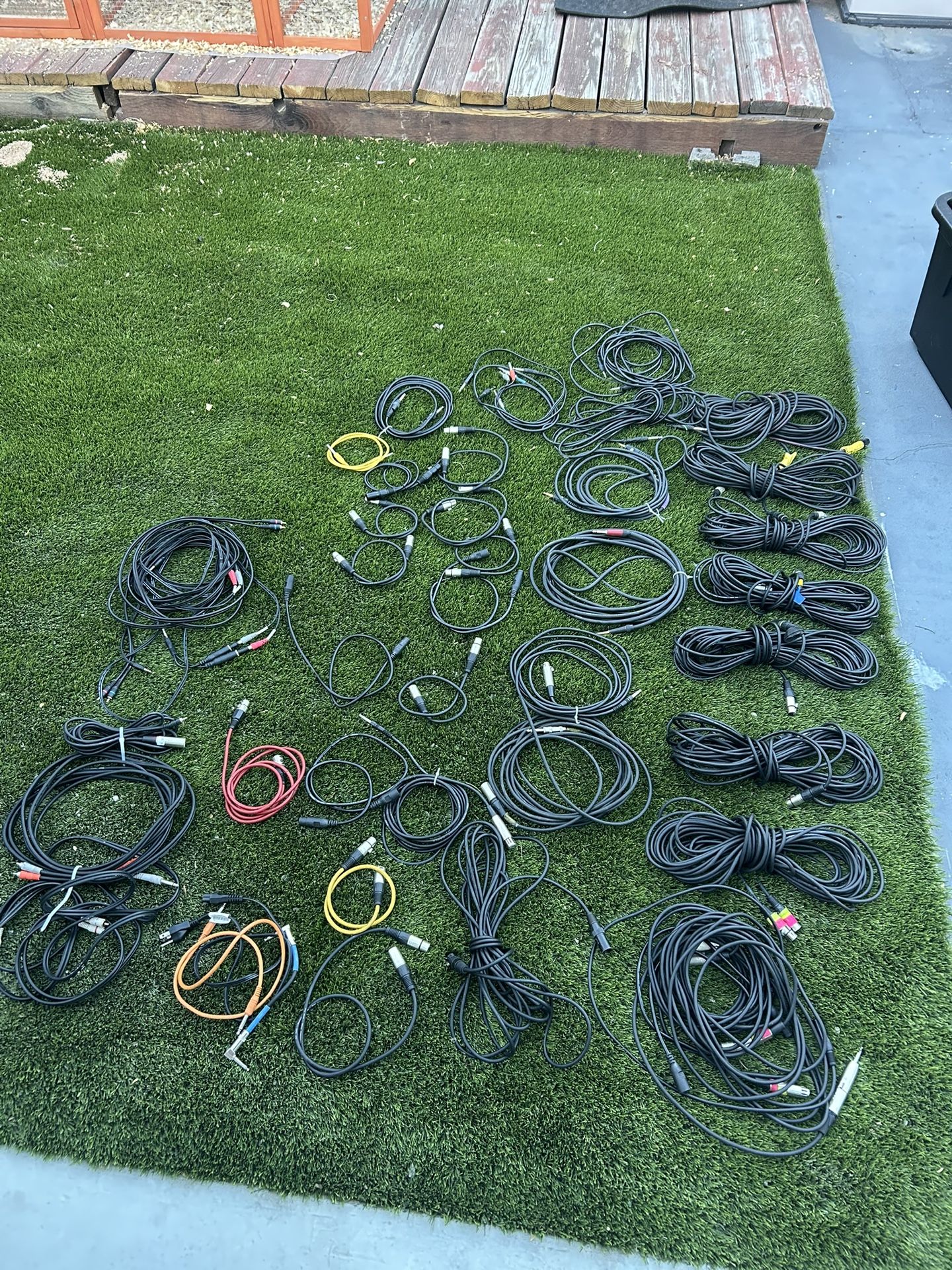 Neutrik XLR 100ft. TRS TR RCA 1/4 Jacks Professional Audio Cables
