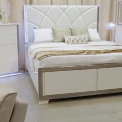 Bedroom Set With LED Lights And Storage. Ask For Price