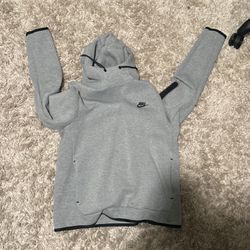 Nike Tech Medium Sweatshirt (gray)