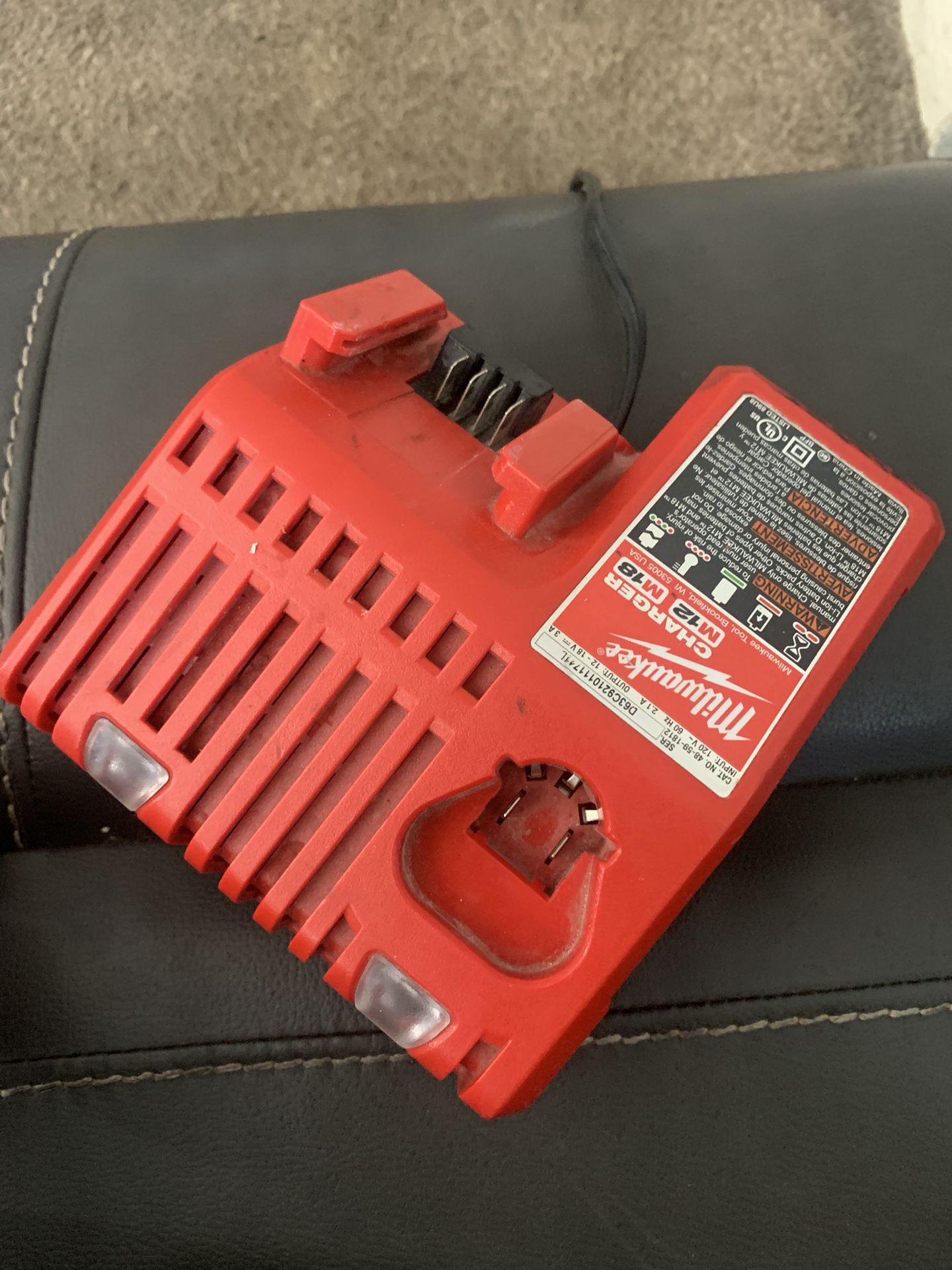 Milwaukee Battery Charger