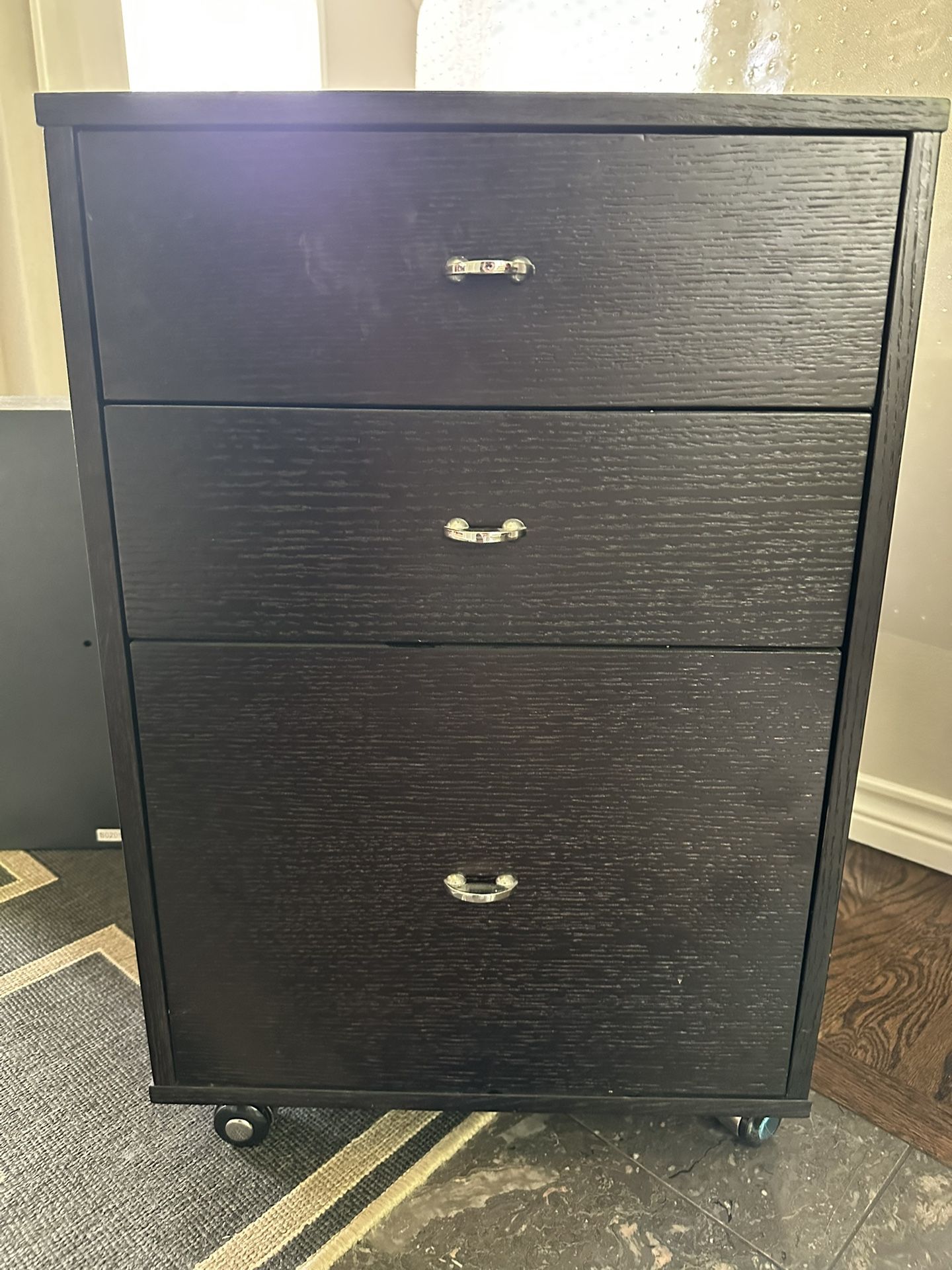 Office Desk And File Cabinet
