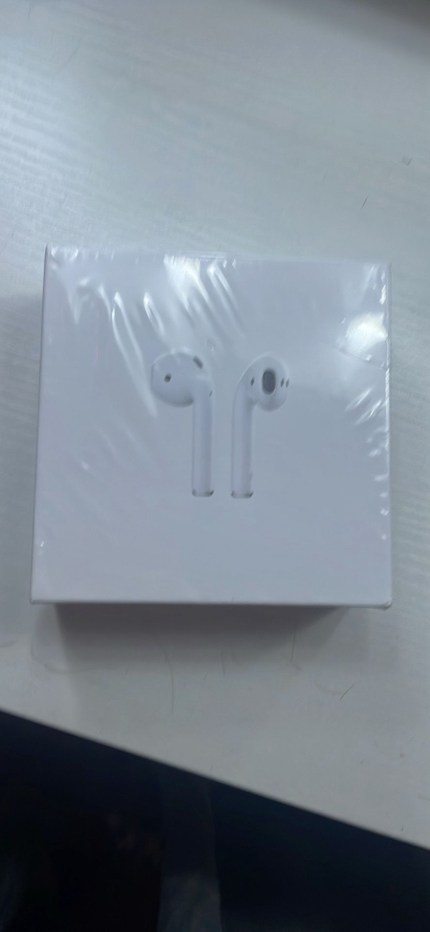 AirPods