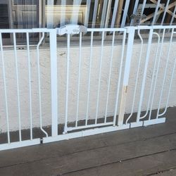 Toddler/Pet Gate