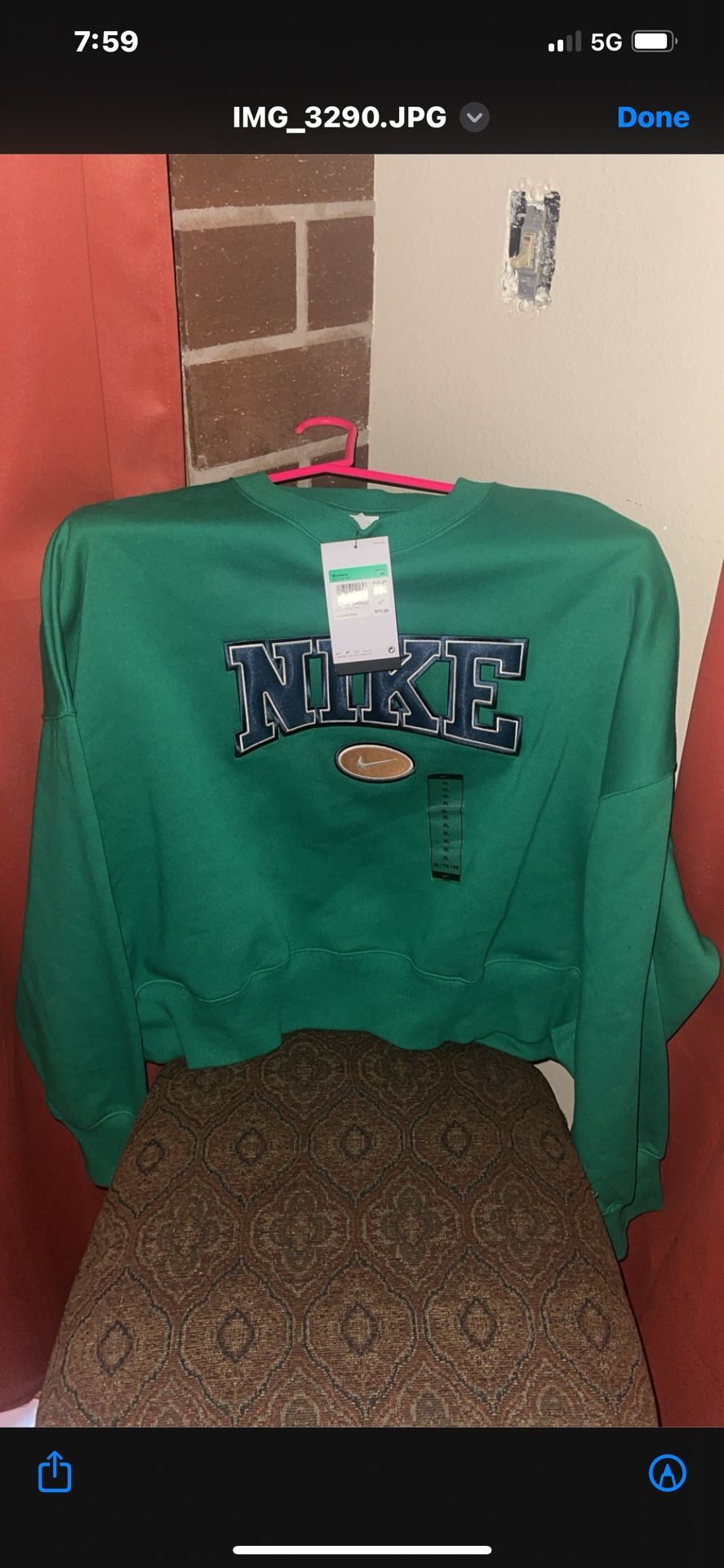 NIKE Women’s Crewneck 
