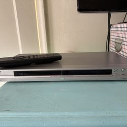 Sony DVD Player With Remote 