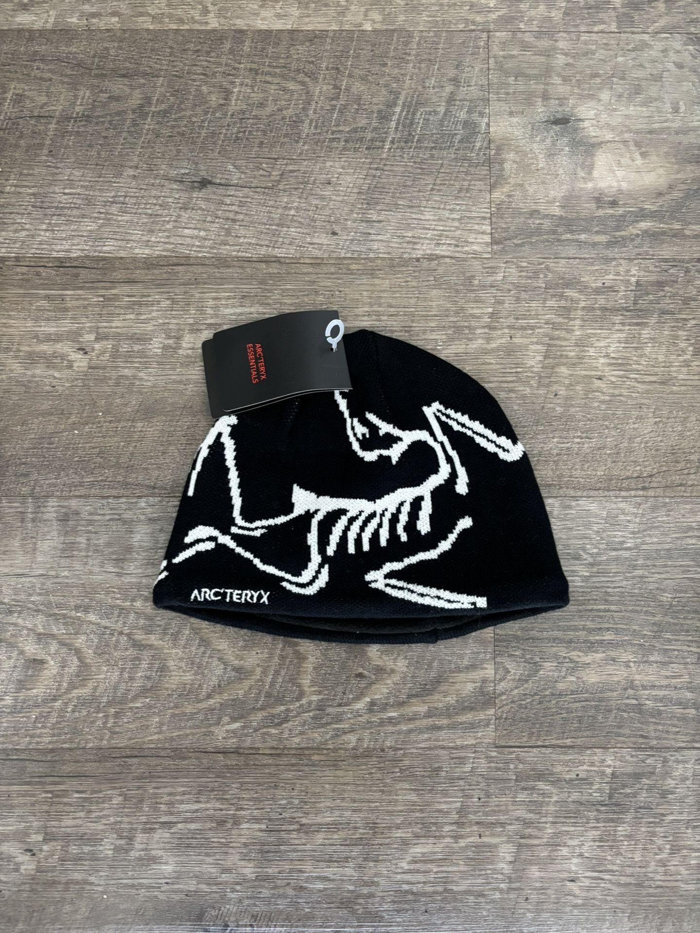 Arc’teryx Men’s Black Hat Beanie