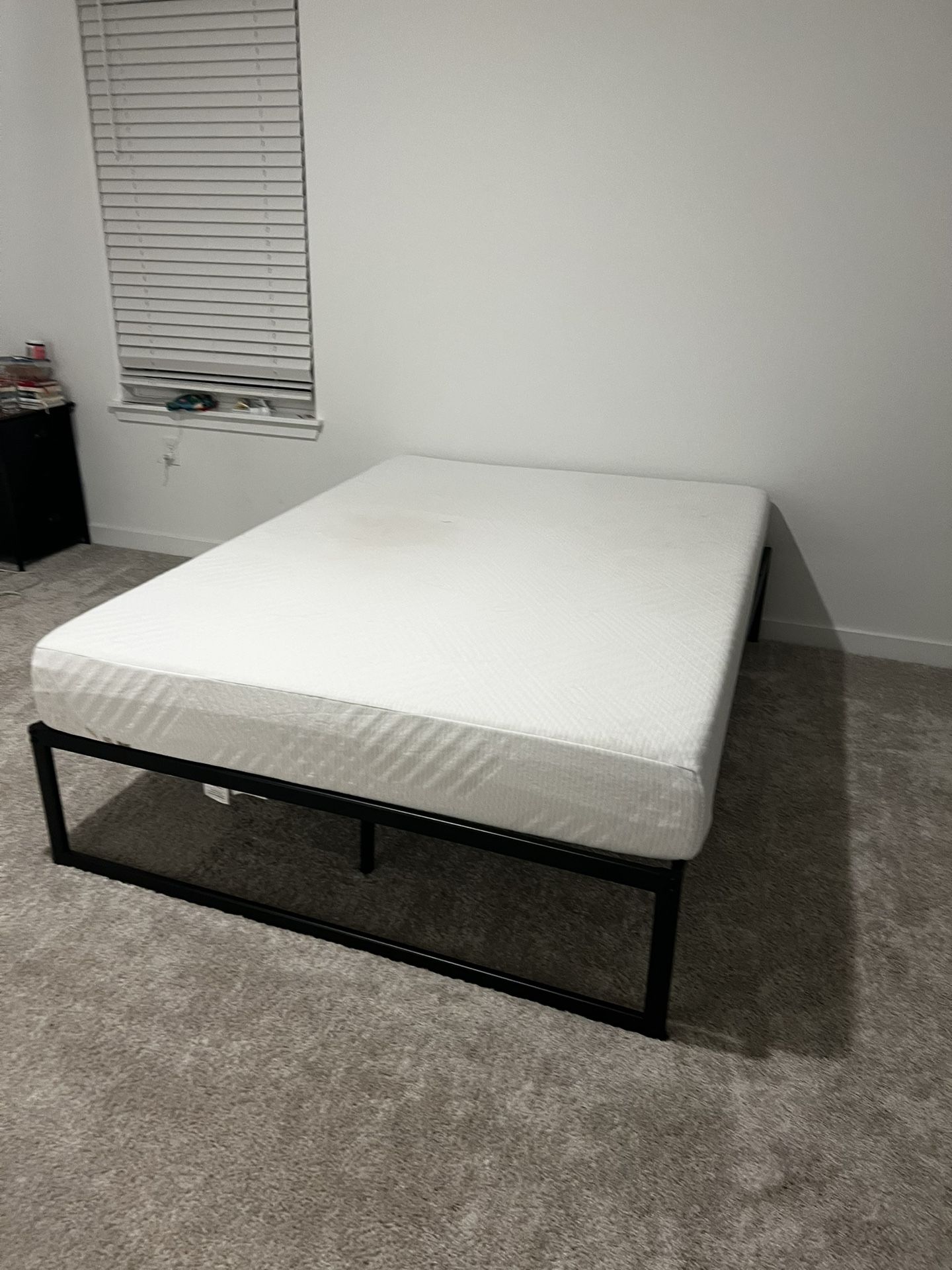 Zinus 14 Inch Metal Bed Frame And Milly Full Mattress 