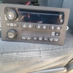 2000 To 2007 GMC  OEM Stereo 