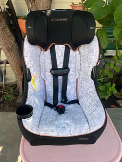 Car seat (MaxiCosi)